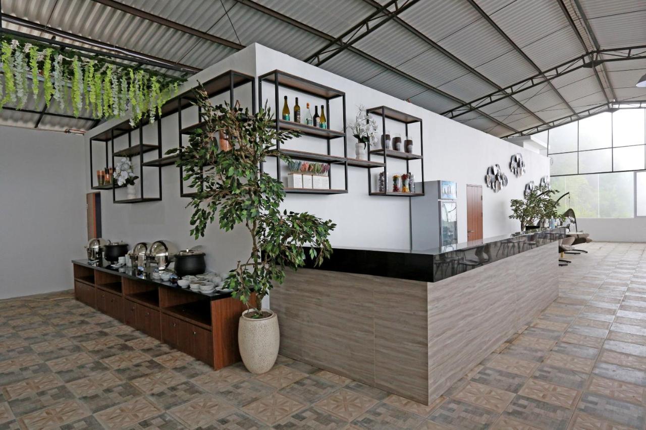 Hotel Lereng Bromo Pasuruan Luaran gambar